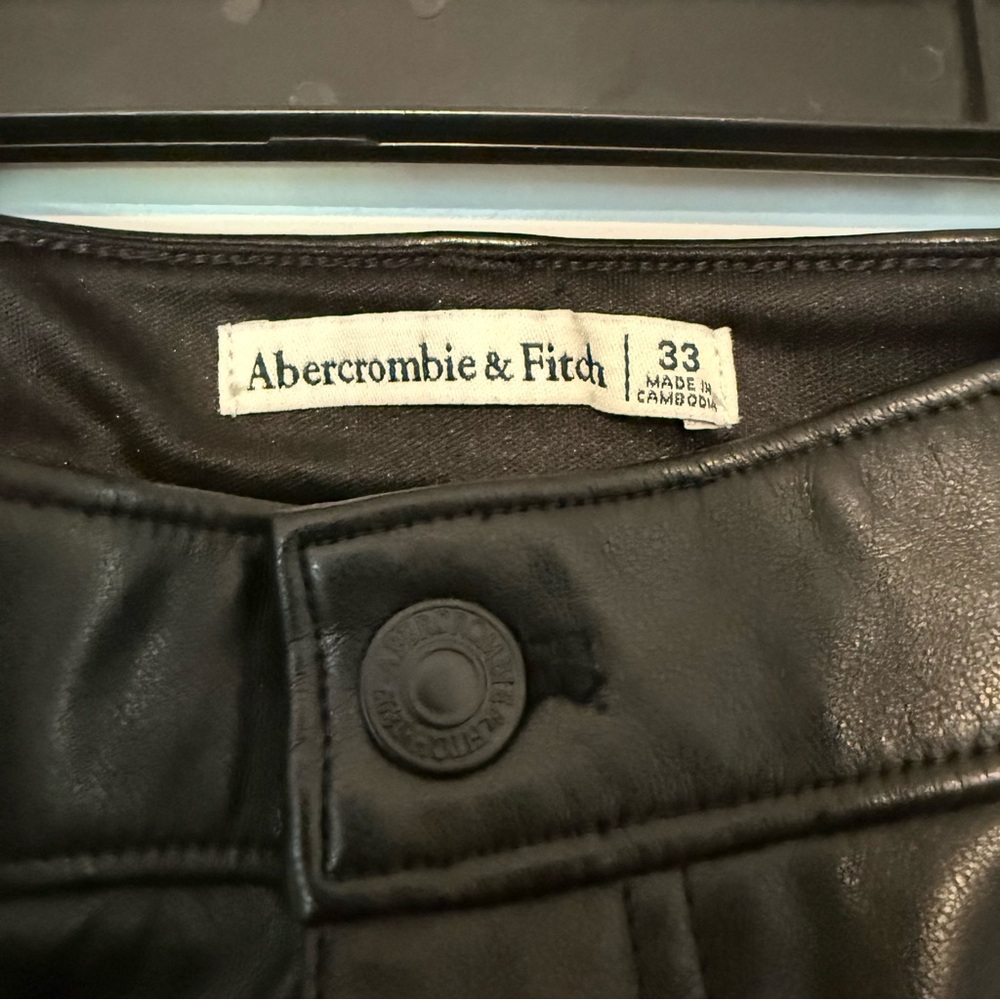 Abercrombie & Fitch Black Leather Midi Skirt size 33 - Picture 3 of 3